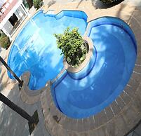 Green Coconut Resort