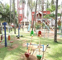 Green Coconut Resort