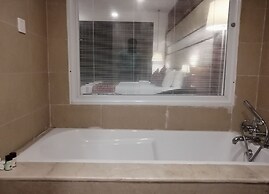 Hotel Abu Palace - Chennai