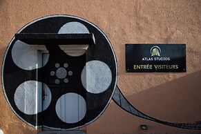 Oscar Hotel by Atlas Studios