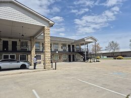 General Bragg Inn & Suites By OYO Chickamauga