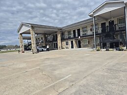 General Bragg Inn & Suites By OYO Chickamauga