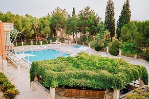 Polat Thermal Hotel