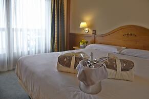 Sport Hotel Village