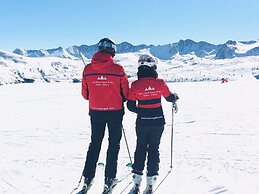 Sport Hotel Village