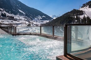 Sport Hotel Village