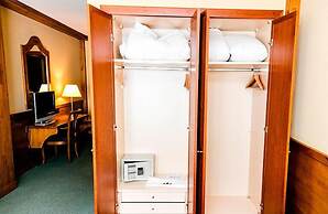 Sport Hotel Village