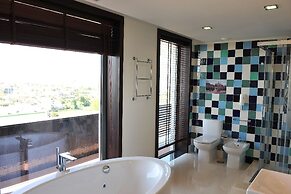 Axis Porto Business & Spa Hotel