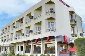 Hotel Shikha Jaipur City Centre