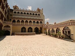Hotel Fort Chandragupt Jaipur