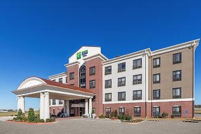 Holiday Inn Express Hotel and Suites Pryor, an IHG Hotel