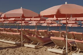 Cap d'Antibes Beach Hotel