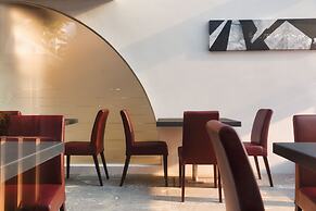 Relo' The Urban Escape