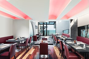 Relo' The Urban Escape