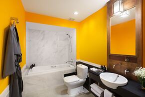 Relo' The Urban Escape