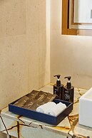 Relo' The Urban Escape