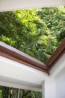 Pumilio Mountain & Ocean Hotel