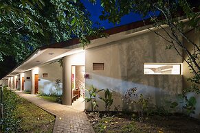 Pumilio Mountain & Ocean Hotel