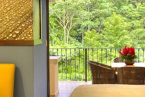 Pumilio Mountain & Ocean Hotel