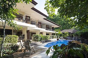 Pumilio Mountain & Ocean Hotel