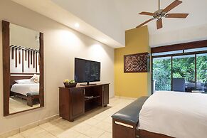 Pumilio Mountain & Ocean Hotel