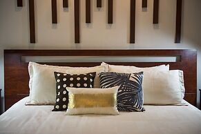 Pumilio Mountain & Ocean Hotel