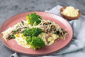 Pumilio Mountain & Ocean Hotel