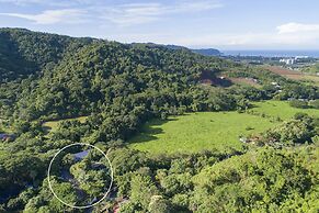 Pumilio Mountain & Ocean Hotel