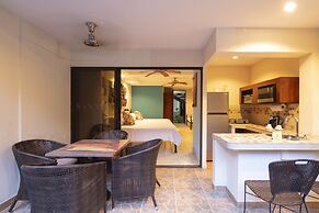 Pumilio Mountain & Ocean Hotel