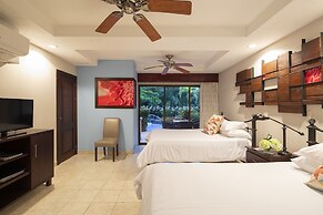 Pumilio Mountain & Ocean Hotel