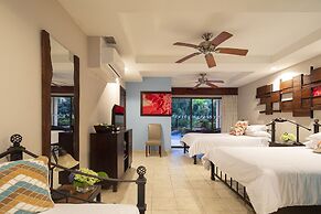 Pumilio Mountain & Ocean Hotel