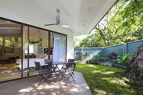 Pumilio Mountain & Ocean Hotel