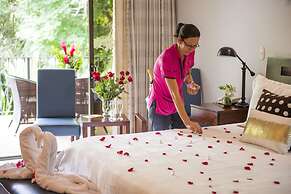 Pumilio Mountain & Ocean Hotel