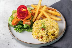 Pumilio Mountain & Ocean Hotel