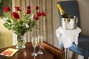 Pumilio Mountain & Ocean Hotel