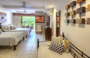 Pumilio Mountain & Ocean Hotel