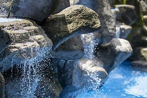 Pumilio Mountain & Ocean Hotel