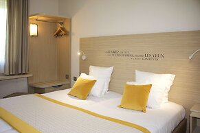 Hotel Kyriad Lyon Est - Bron Eurexpo Le Cottage
