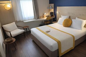 Hotel Kyriad Lyon Est - Bron Eurexpo Le Cottage