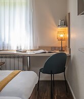 Hotel Kyriad Lyon Est - Bron Eurexpo Le Cottage