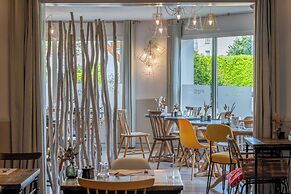 Hotel Kyriad Lyon Est - Bron Eurexpo Le Cottage