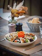 Hotel Kyriad Lyon Est - Bron Eurexpo Le Cottage