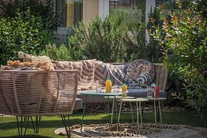 Hotel Kyriad Lyon Est - Bron Eurexpo Le Cottage