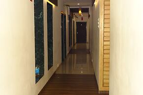 Hotel Sunshine Airport