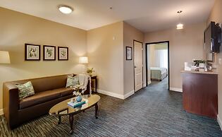 Ayres Hotel & Spa Mission Viejo – Lake Forest