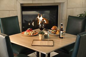 Ayres Hotel & Spa Mission Viejo – Lake Forest