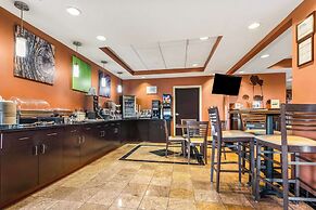 Sleep Inn & Suites Dyersburg I-155
