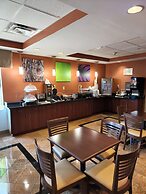 Sleep Inn & Suites Dyersburg I-155