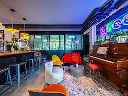 Greet Hotel Beaune