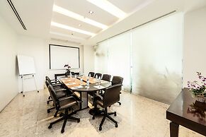 Adelphi Grande Sukhumvit